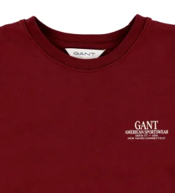 T-shirt - Plumped Red m. Logo|GANT Outlet