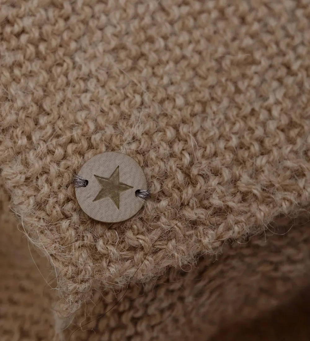 Babyhjelm m. Kvast - Alpakauld - Strik - Camel Melang|Huttelihut Sale