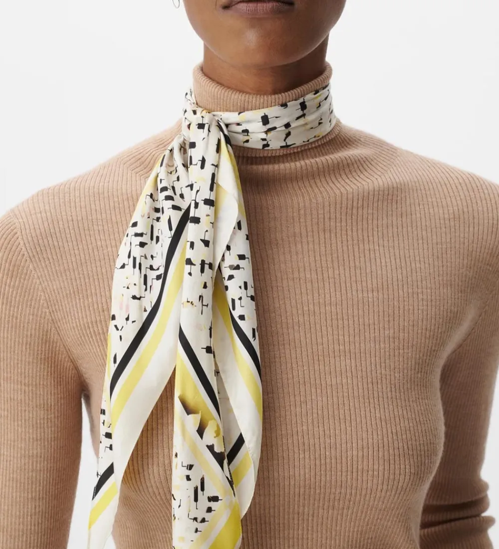 Tørklæde - Triangle Aina - Floral Leo Sunflower|Lala Berlin