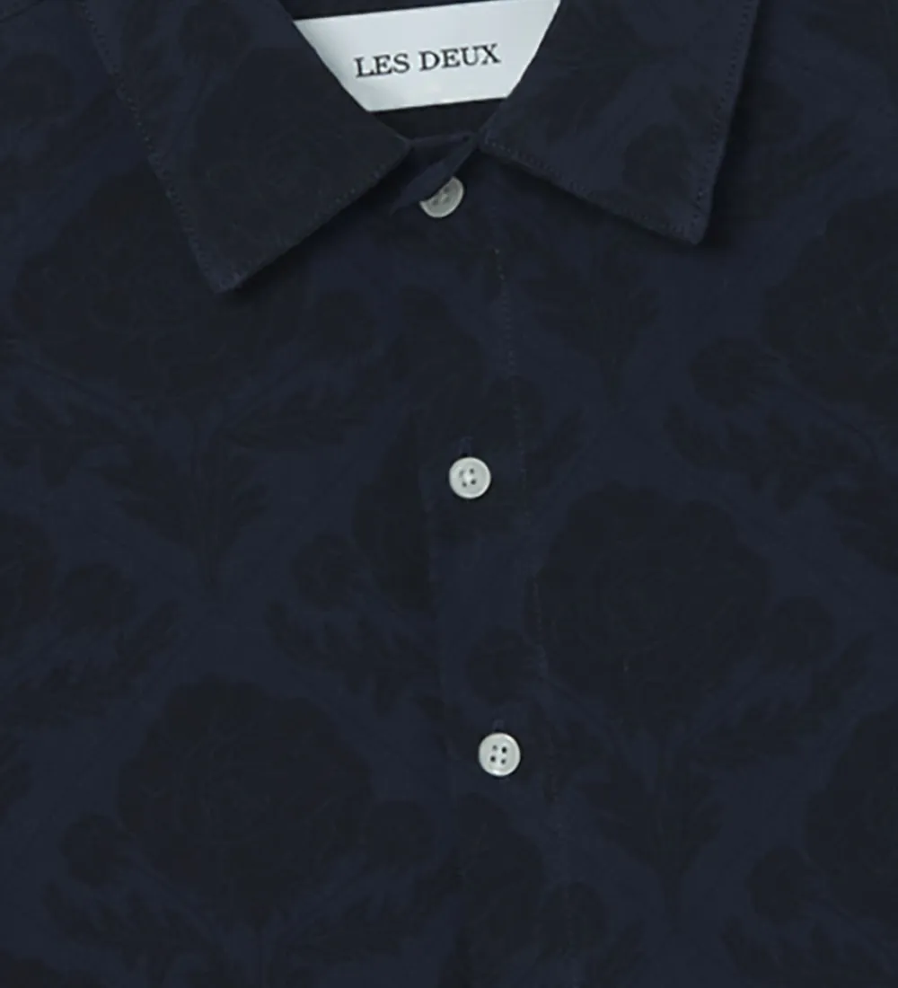 Skjorte - Lesley Flower Tile - Navy/Dark Navy|Les Deux