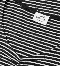 Kjole - Rib - Viskose - Tikina - Black/Vanilla Ice|Mads Nørgaard Best