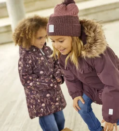 Hue m. Fleece - Uld/Akryl - Catawba Grape m. Kvast|Minymo Best