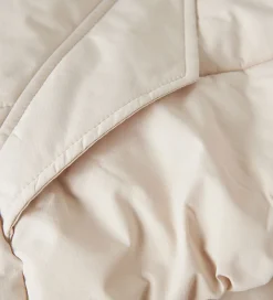 Dynevest - NkfMole - Moonbeam|Name It