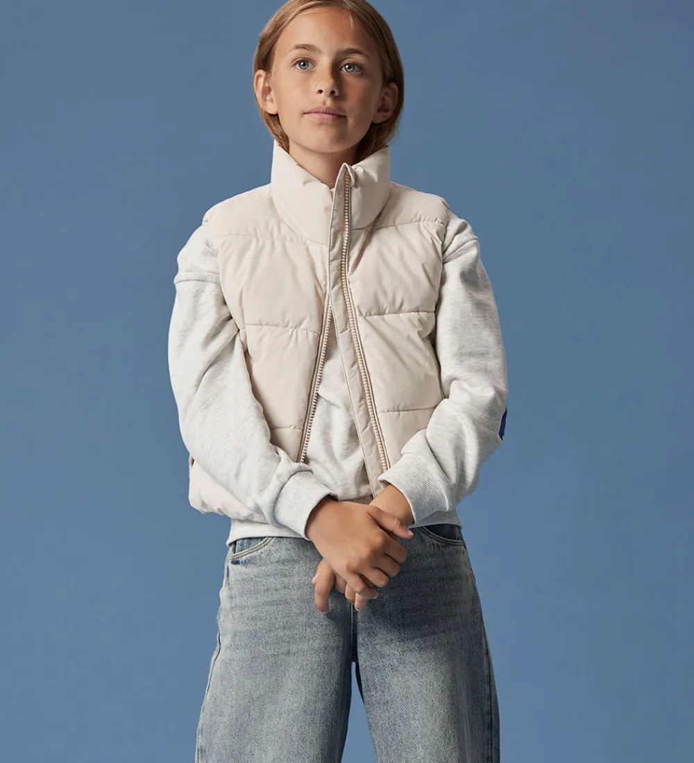 Dynevest - NkfMole - Moonbeam|Name It