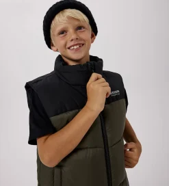 Dynevest - NkmMole - Deep Depths|Name It Hot