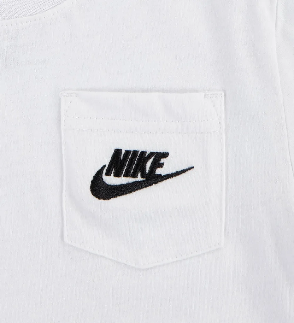 Shortssæt - T-shirt/Shorts - Parachute Beige|Nike